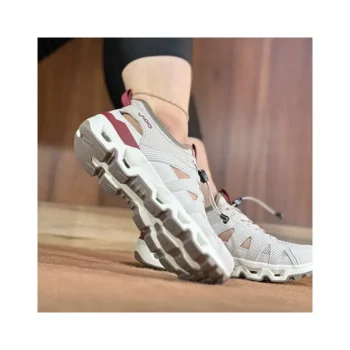 قیمت صندل پیاده روی زنانه ویکو مدل R1003-F5 رنگ کرم قرمز