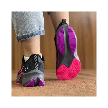 نایک زومیکس زیره پیو راحتی با استفاده از تکنولوژی zoomx برای راحتی